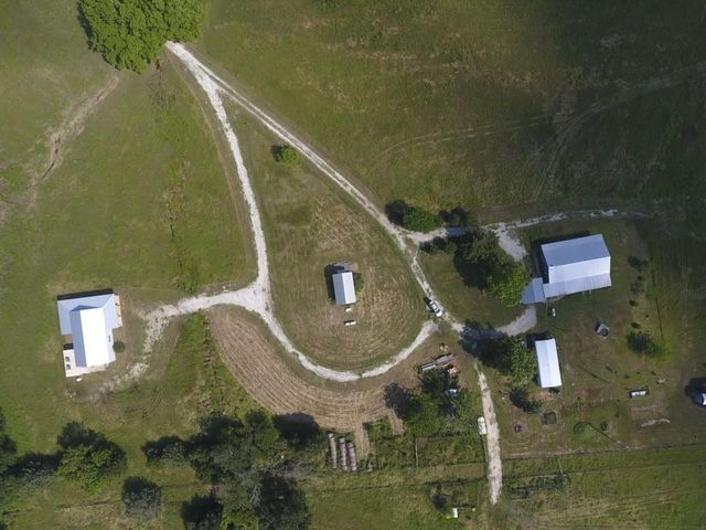 8698 County Road 239, Oakwood, TX 75855