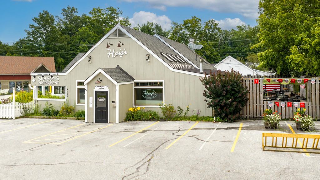 4566 Main Street, Manchester, VT 05255