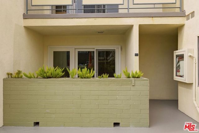 1233 N Laurel Avenue 109, West Hollywood, CA 90046