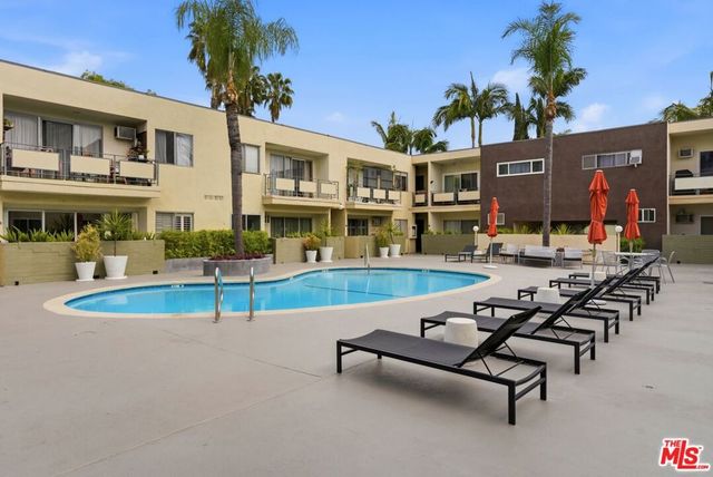 1233 N Laurel Avenue 109, West Hollywood, CA 90046