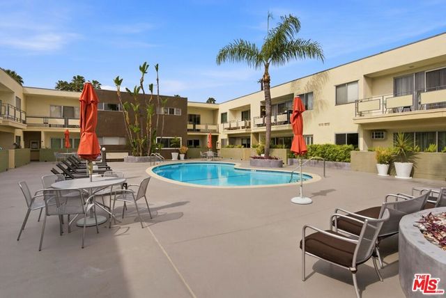 1233 N Laurel Avenue 109, West Hollywood, CA 90046