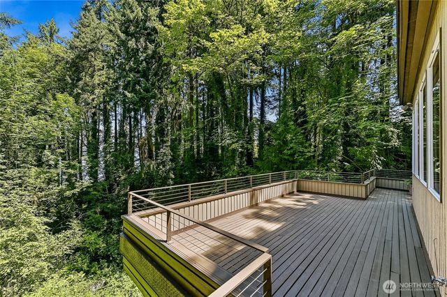 4200 W Lake Sammamish Parkway SE, Bellevue, WA 98008