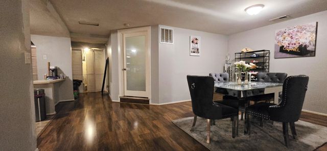 6337 Roosevelt Road 101, Berwyn, IL 60402