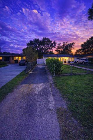 916 Sharar Avenue Apartment, Opa-Locka Apartment, Opa Locka, FL 33054