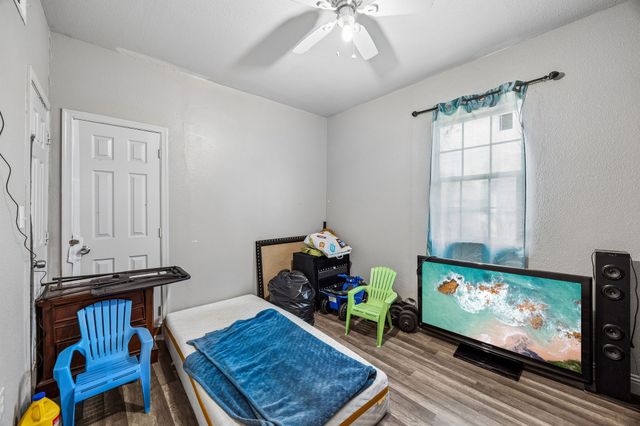 2248 Cooper Street, Dallas, TX 75215