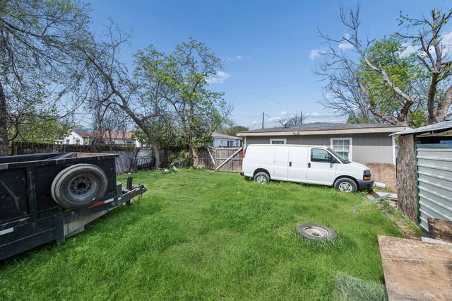 2248 Cooper Street, Dallas, TX 75215