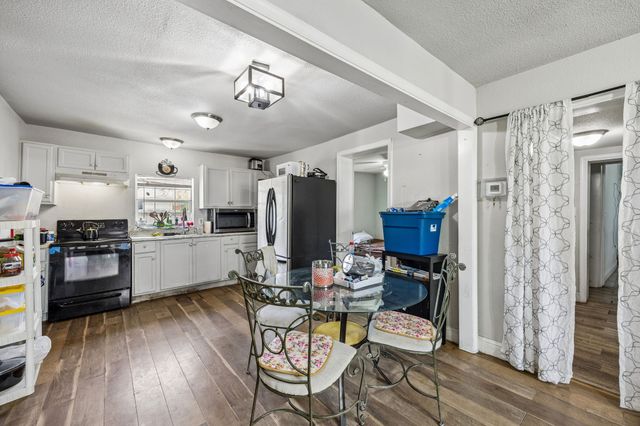 2248 Cooper Street, Dallas, TX 75215