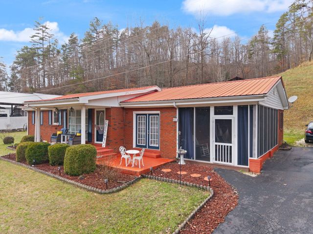 4063 Falcon Road, Salyersville, KY 41465