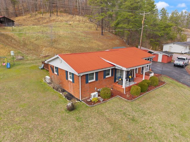 4063 Falcon Road, Salyersville, KY 41465