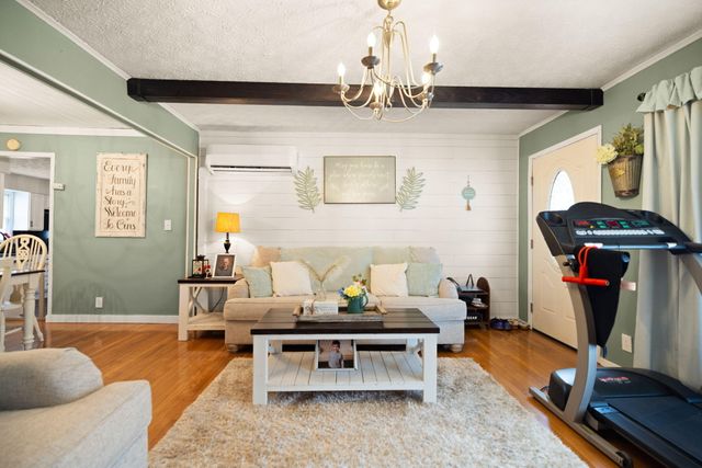 4063 Falcon Road, Salyersville, KY 41465