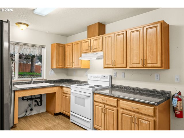 4845 Se 86TH Ave, Portland, OR 97266