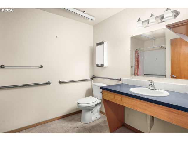 4845 Se 86TH Ave, Portland, OR 97266