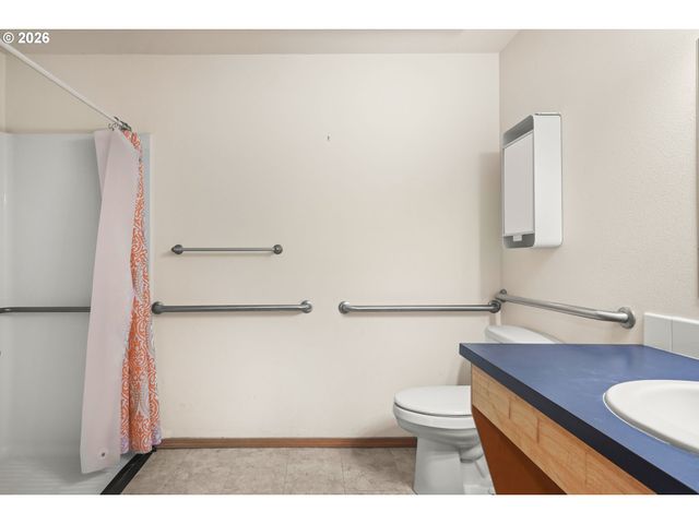 4845 Se 86TH Ave, Portland, OR 97266