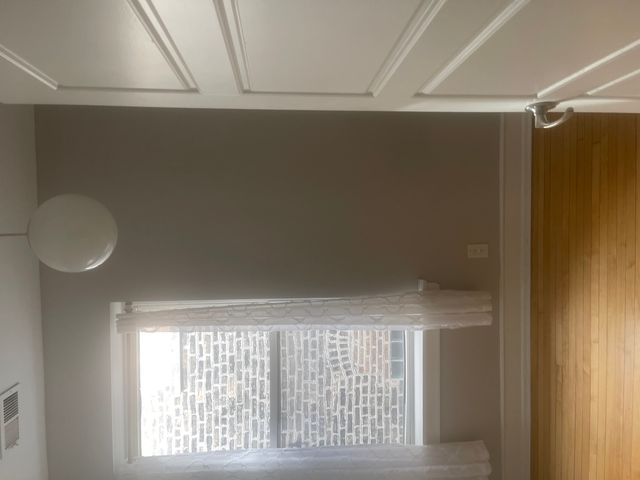 3248 N Clark Street 3F, Chicago, IL 60657