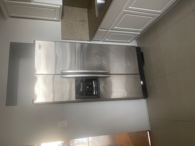 3248 N Clark Street 3F, Chicago, IL 60657