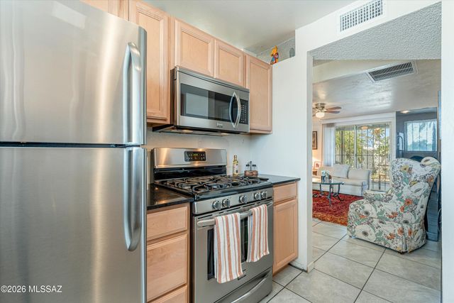 3505 E Ellington Place, Tucson, AZ 85713