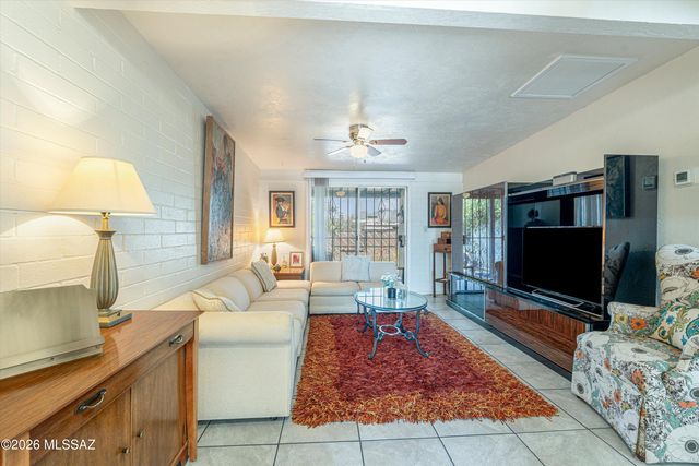 3505 E Ellington Place, Tucson, AZ 85713