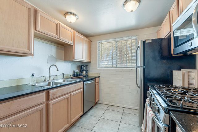 3505 E Ellington Place, Tucson, AZ 85713