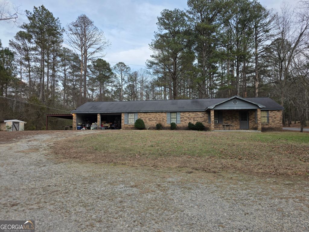 484 Riverside Road, Tallapoosa, GA 30176