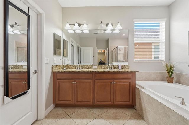 11804 VALHALLA WOODS DRIVE, Riverview, FL 33579