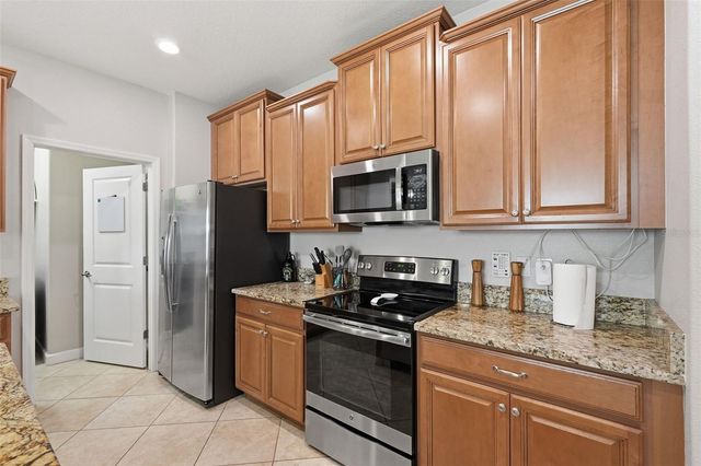 11804 VALHALLA WOODS DRIVE, Riverview, FL 33579