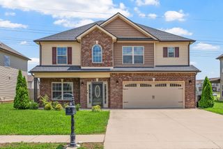 1365 Millet Dr, Clarksville, TN 37040