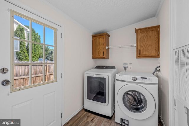 44 TEAL RD, Martinsburg, WV 25405