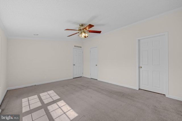 44 TEAL RD, Martinsburg, WV 25405