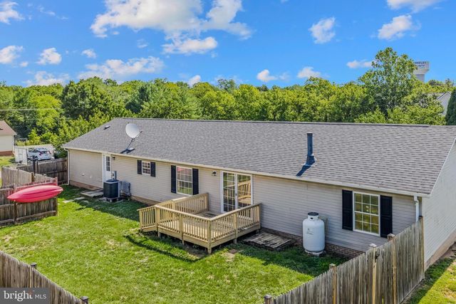 44 TEAL RD, Martinsburg, WV 25405