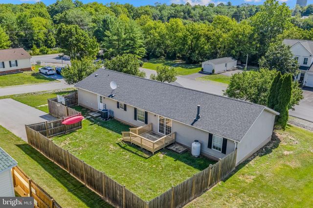 44 TEAL RD, Martinsburg, WV 25405