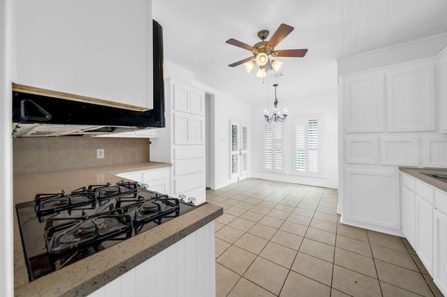 22714 River Birch Dr, Tomball, TX 77375