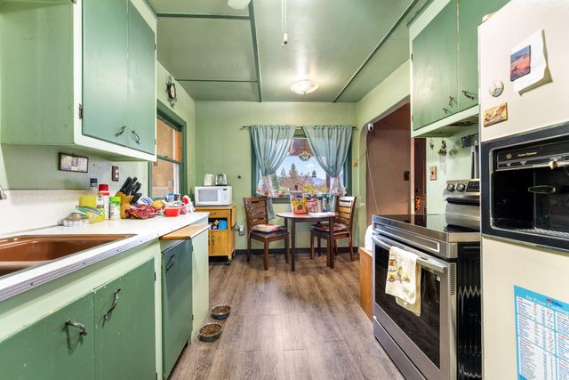 1535 SW Foundry Street, Grants Pass, OR 97526
