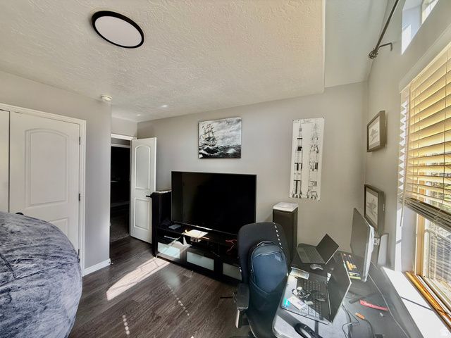 1819 N CLARK DR, Layton, UT 84041