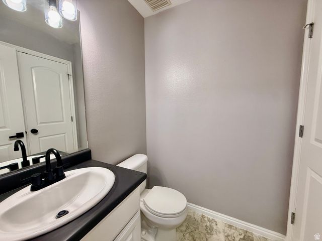 1819 N CLARK DR, Layton, UT 84041