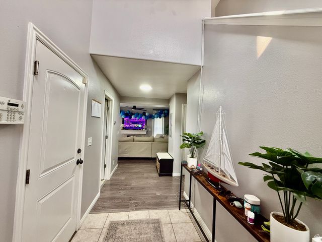 1819 N CLARK DR, Layton, UT 84041