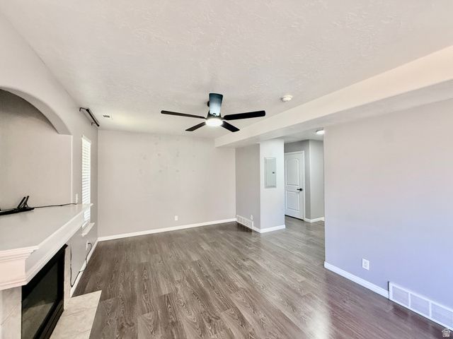 1819 N CLARK DR, Layton, UT 84041