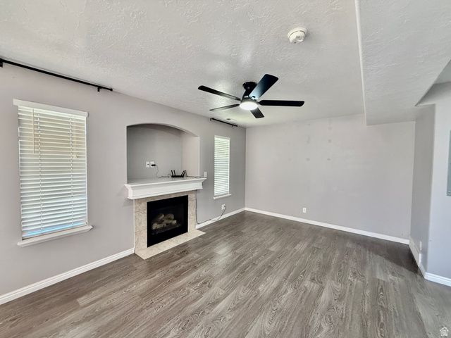 1819 N CLARK DR, Layton, UT 84041