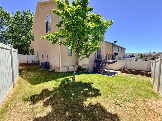 1819 N CLARK DR, Layton, UT 84041