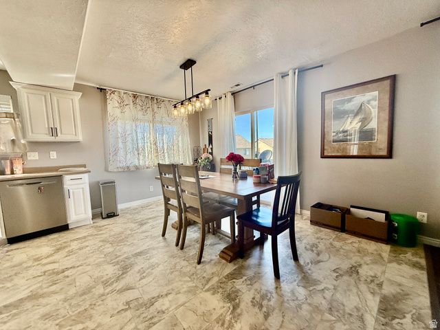 1819 N CLARK DR, Layton, UT 84041