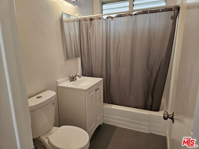 263 E 84th Place, Los Angeles, CA 90003