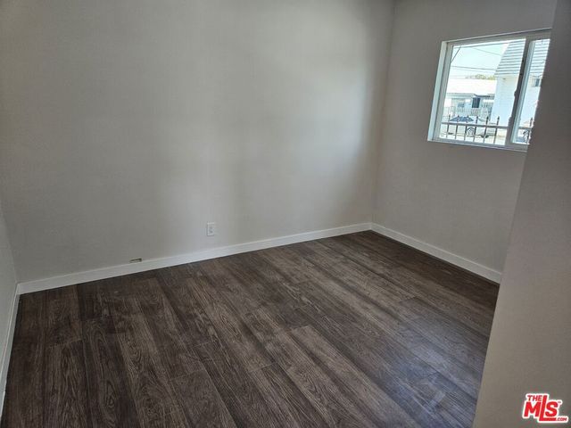 263 E 84th Place, Los Angeles, CA 90003