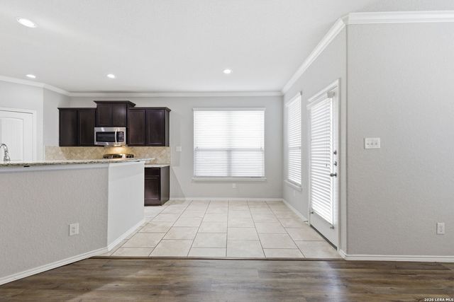 2313 Broken Wheel Ln, New Braunfels, TX 78130
