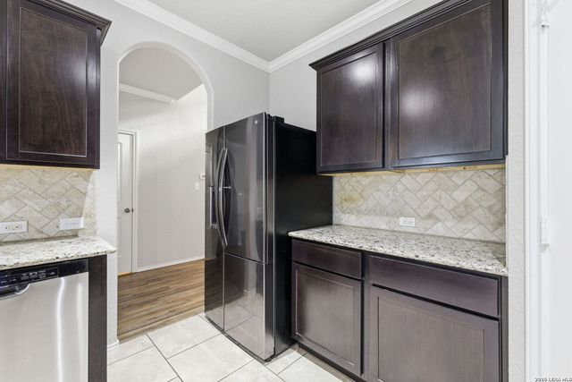 2313 Broken Wheel Ln, New Braunfels, TX 78130