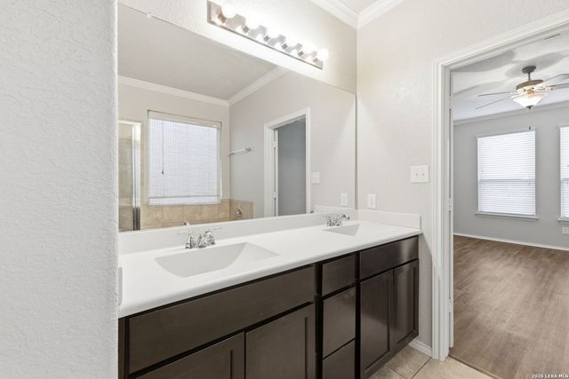 2313 Broken Wheel Ln, New Braunfels, TX 78130