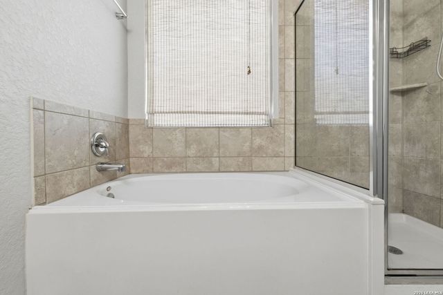 2313 Broken Wheel Ln, New Braunfels, TX 78130