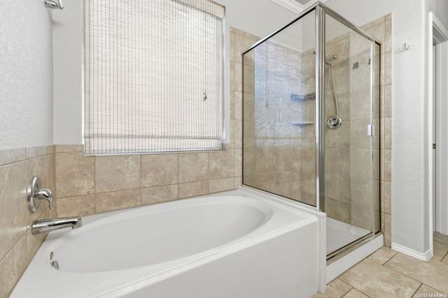2313 Broken Wheel Ln, New Braunfels, TX 78130