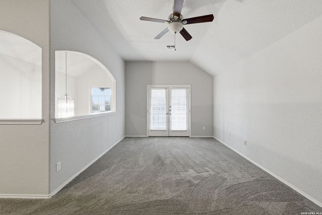 2313 Broken Wheel Ln, New Braunfels, TX 78130