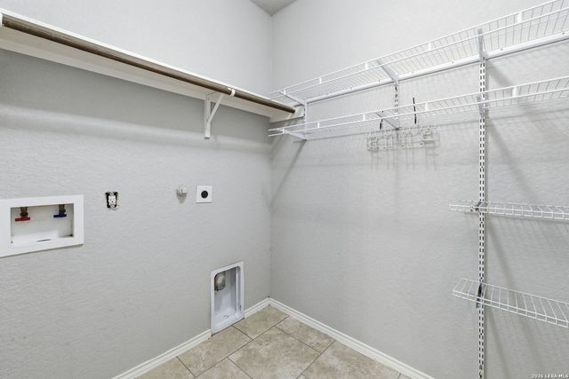 2313 Broken Wheel Ln, New Braunfels, TX 78130