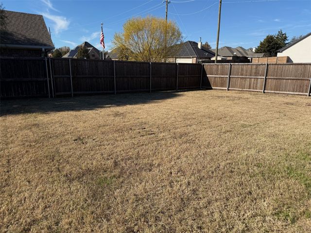 4730 Dry Creek Lane, Sherman, TX 75092