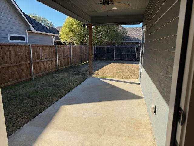 4730 Dry Creek Lane, Sherman, TX 75092